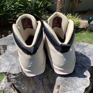 Jordan Retro 10 gold